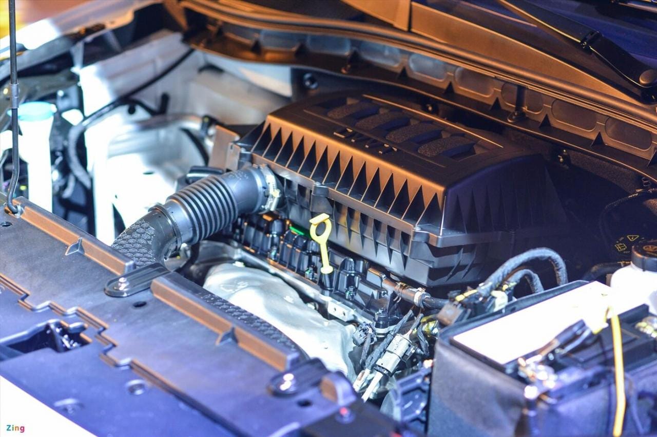 Khoang động cơ MG ZS 2024