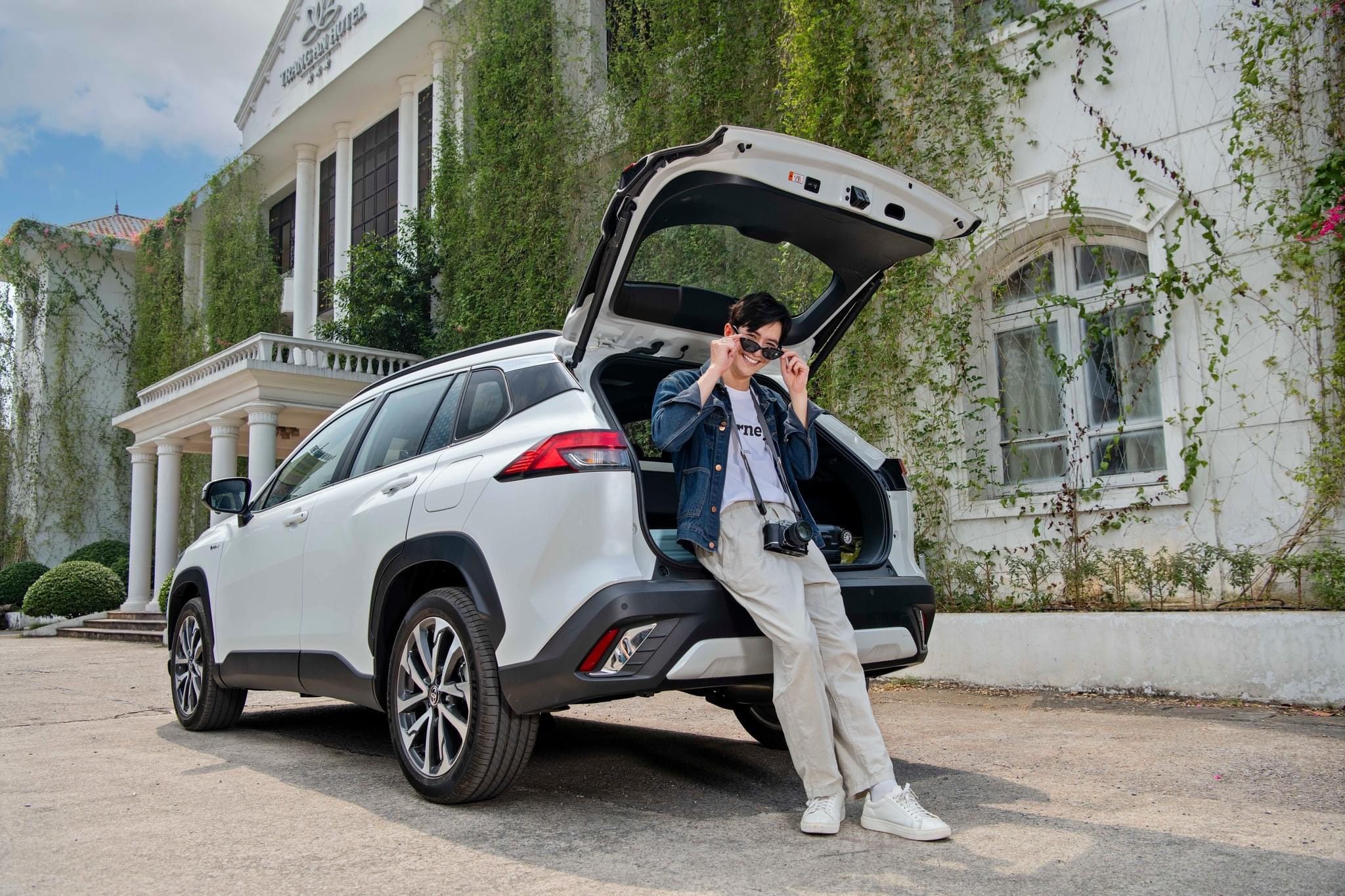 Khoang hành lý rộng rãi của Toyota Corolla Cross 2025