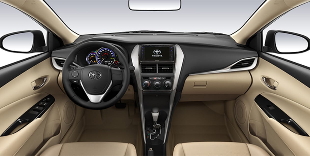 Khoang lái tiện nghi của Toyota Vios 1.5E CVT