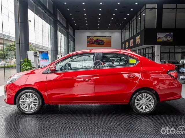 Khoang nội thất rộng rãi và các tiện nghi của Mitsubishi Attrage 2020