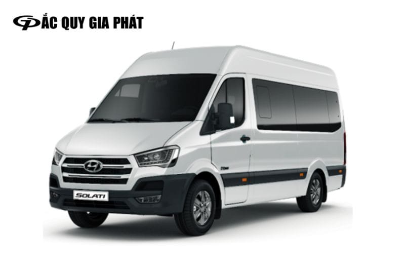 Không gian nội thất rộng rãi bên trong xe Hyundai Solati 16 chỗ