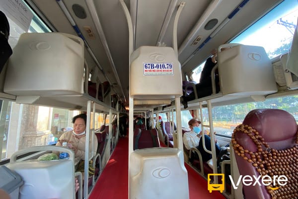Không gian thoải mái bên trong xe Hùng Cường phục vụ tuyến Châu Đốc