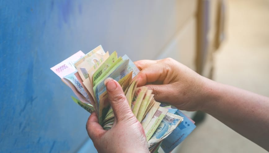Không vội vàng trong vấn đề tài chính