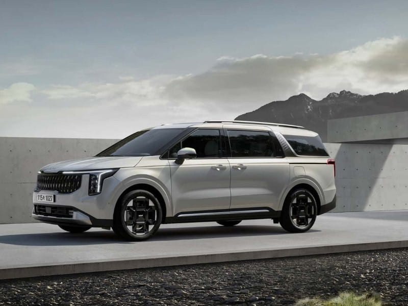 Kia Carnival, xe MPV gia đình 7 chỗ hạng sang, không gian rộng rãi cho đại gia đình