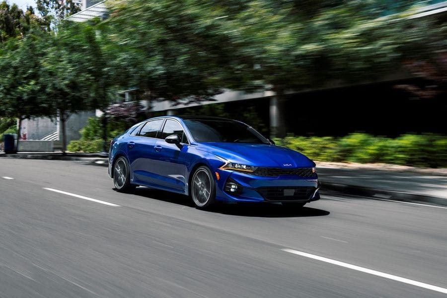 Kia K5 2025 chính thức ra mắt tại thị trường Việt Nam với thiết kế mới