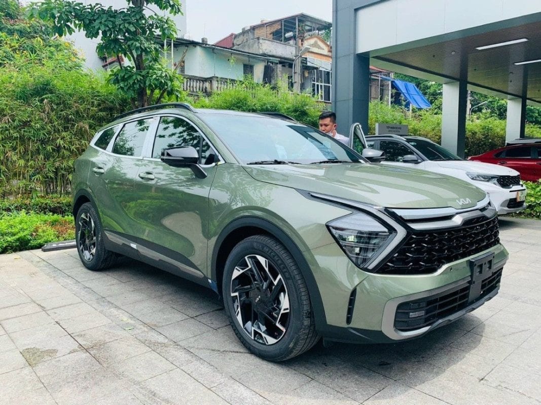 Kia Sportage 2025 màu trắng nổi bật, thể hiện thiết kế lột xác ấn tượng