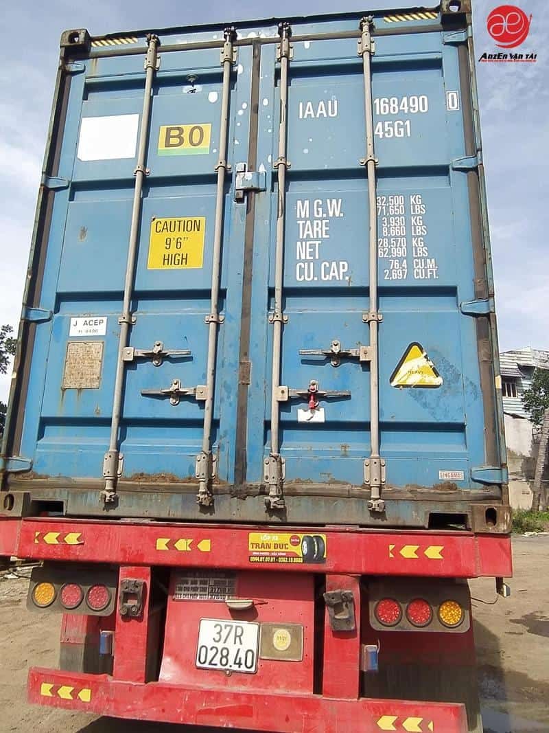 Kích thước xe container 40 feet chuyên dụng cho vận chuyển hàng hóa khối lượng lớn và xuất nhập khẩu