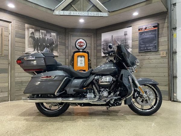 Kiểm tra kỹ lưỡng động cơ khi mua bán xe Harley Davidson cũ