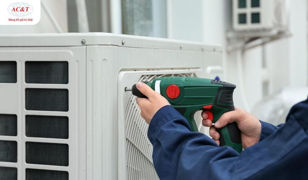 Kiểm tra máy nén điều hòa để tránh hơi nóng