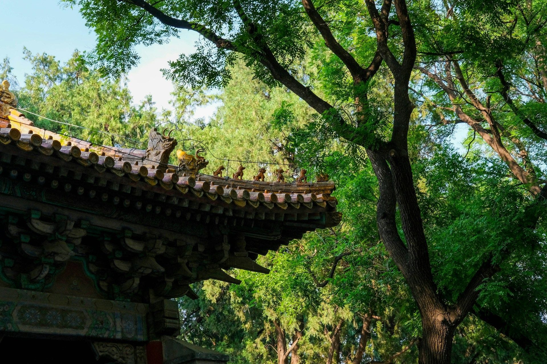 Kiến trúc đền chùa Phật giáo truyền thống tại Công viên Bát Đại Xử ở Beijing