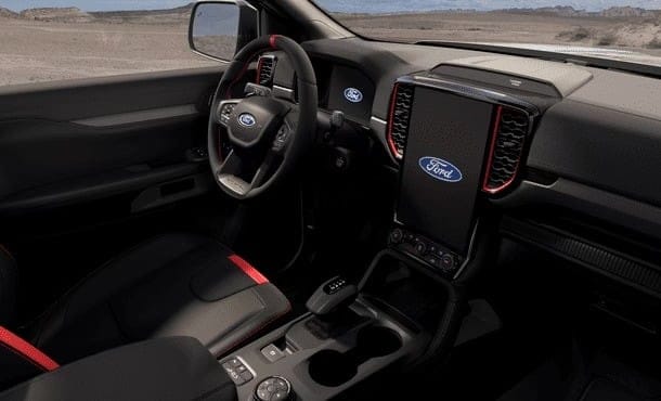 La-zăng hợp kim 17 inch và lốp BF GoodRich All-Terrain K02 chuyên dụng cho Ford Raptor.