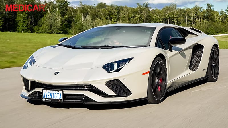 Lamborghini Aventador S LP740-4
