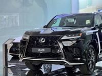 Lexus LX 600 F-Sport 2025 màu đen