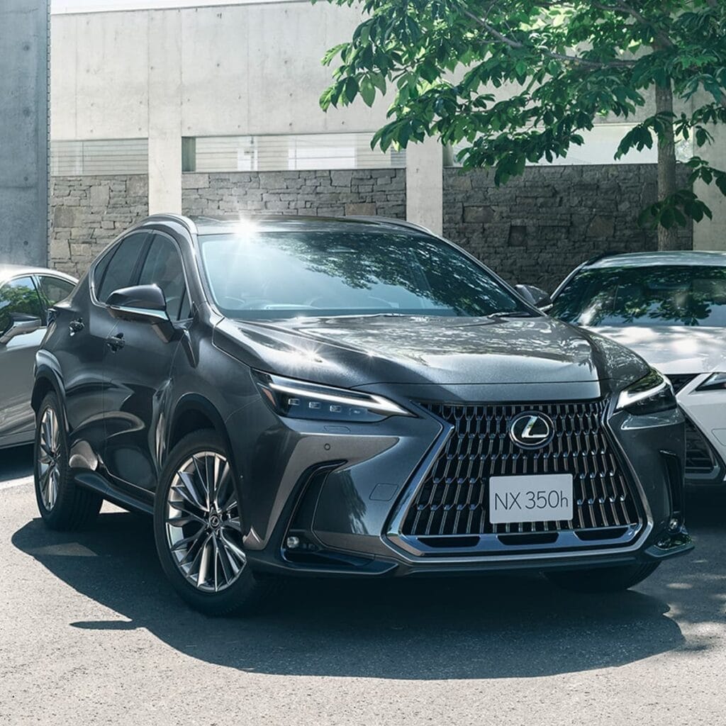 Lexus NX 350h với vẻ ngoài SUV 5 chỗ hiện đại và cá tính