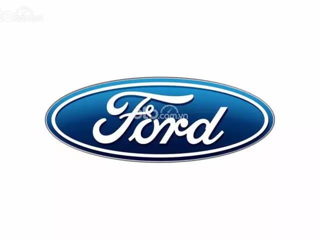 Logo hãng xe Ford trên nền xanh biểu thị uy tín và chất lượng.