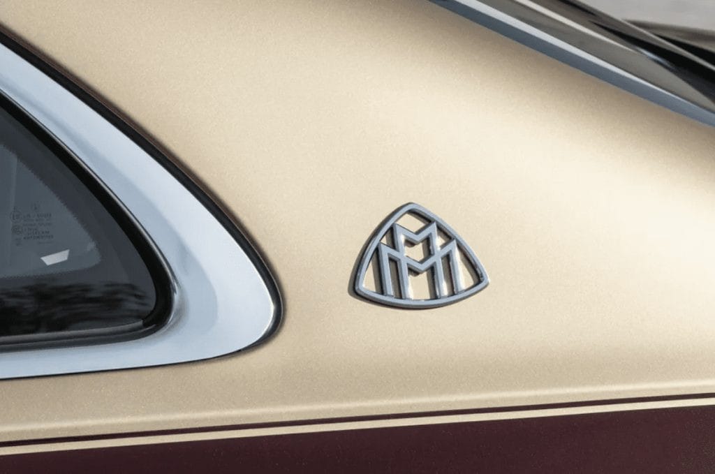 Logo Maybach đặt tinh xảo trên cột C, khẳng định giá trị thương hiệu và sự độc quyền của S680
