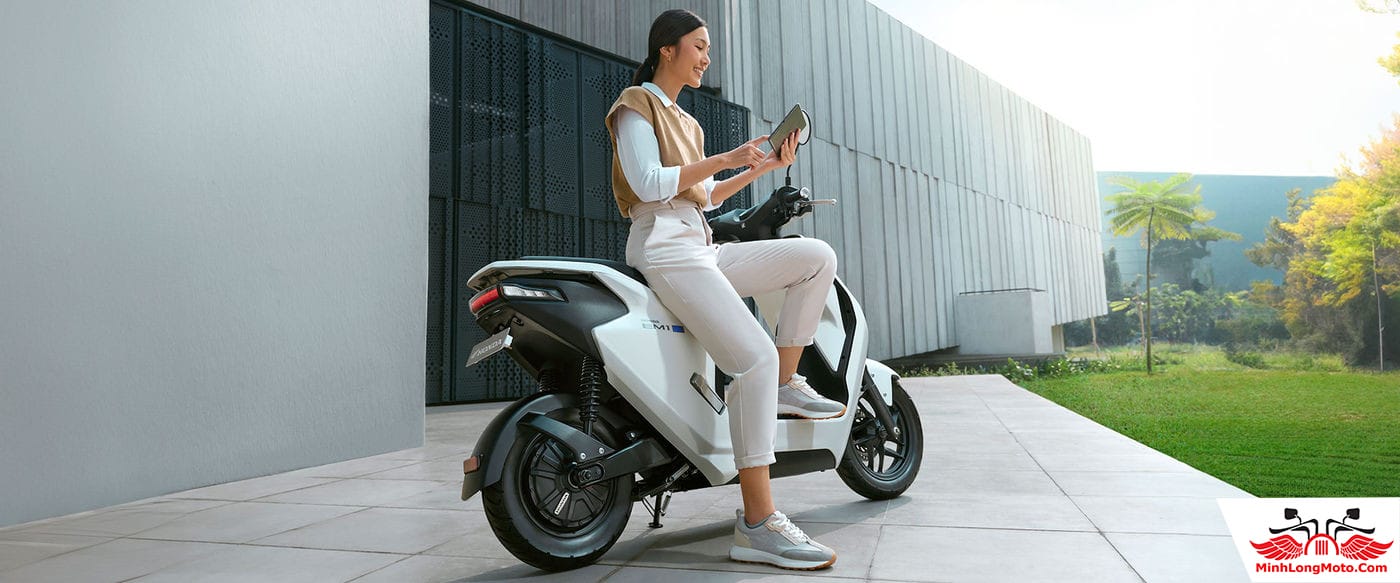 Lốp xe máy điện Honda EM1 e