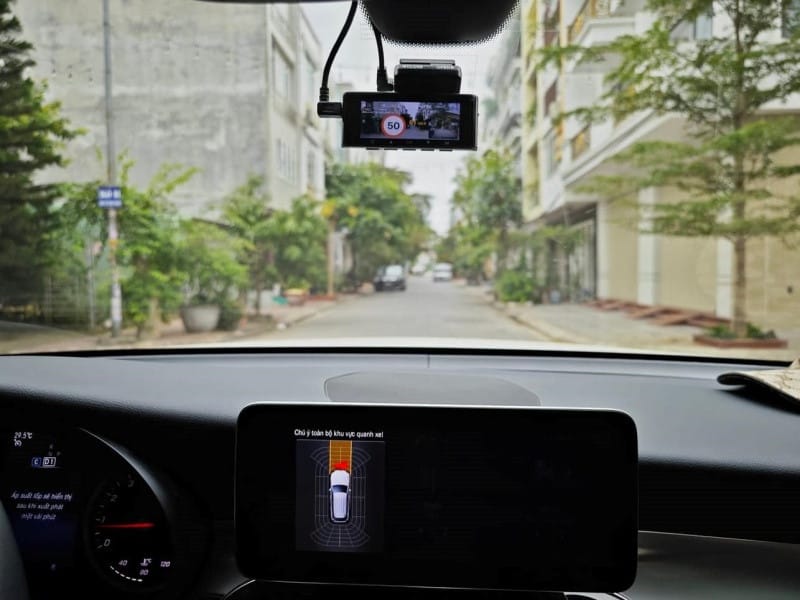 Lưu ý sử dụng cam hành trình oto