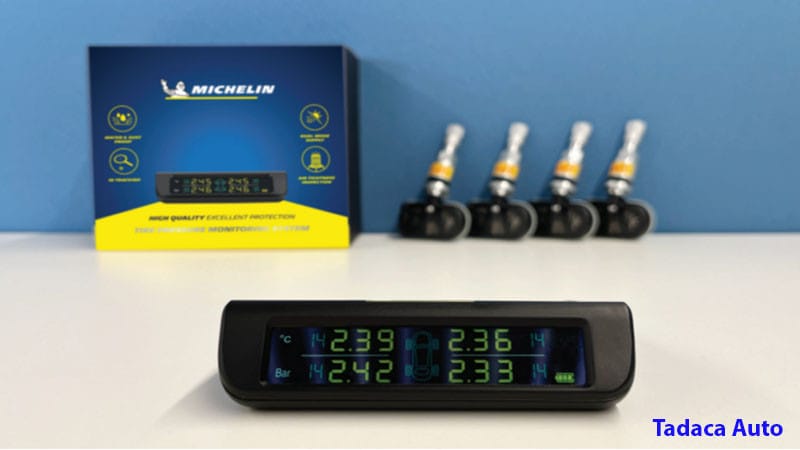 Màn hình hiển thị thông số cảm biến áp suất lốp Michelin