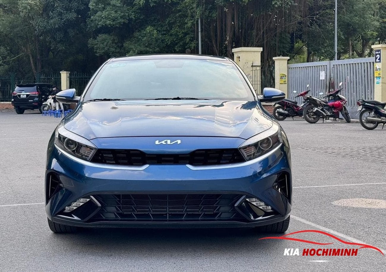 Màu xanh biển tươi mát của Kia K3 mới