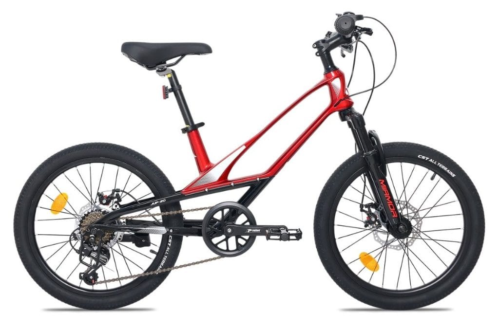 Mẫu xe đạp địa hình cho bé trai 10-15 tuổi khám phá những cung đường khó khăn