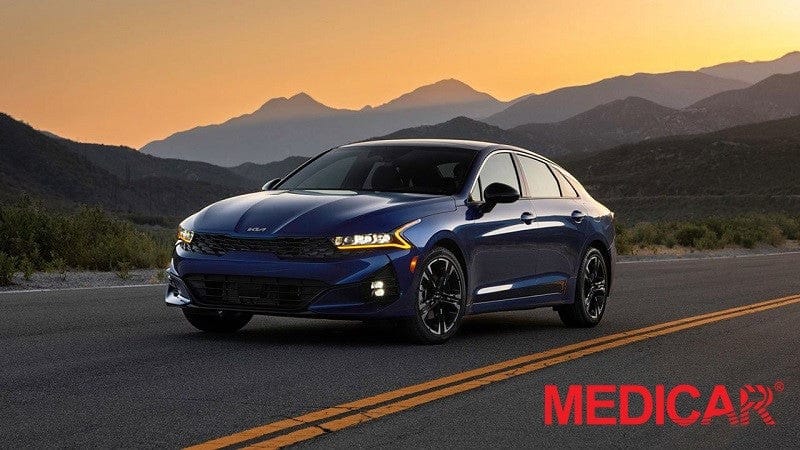 Mẫu xe Kia K5, sedan 4 chỗ hạng D mang phong cách thể thao, với giá xe KN 4 chỗ cao cấp