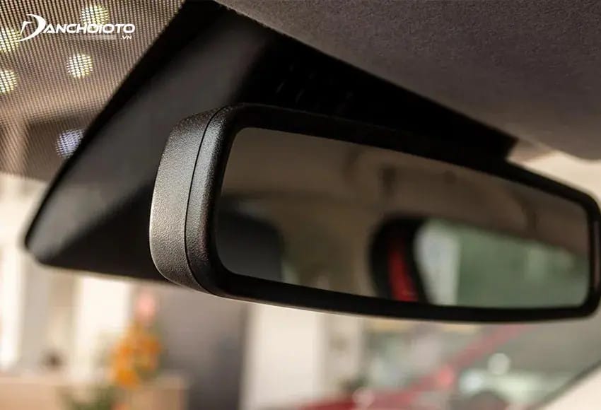 Mazda 2 sở hữu nhiều tính năng hỗ trợ lái hiện đại, nâng cao trải nghiệm người dùng