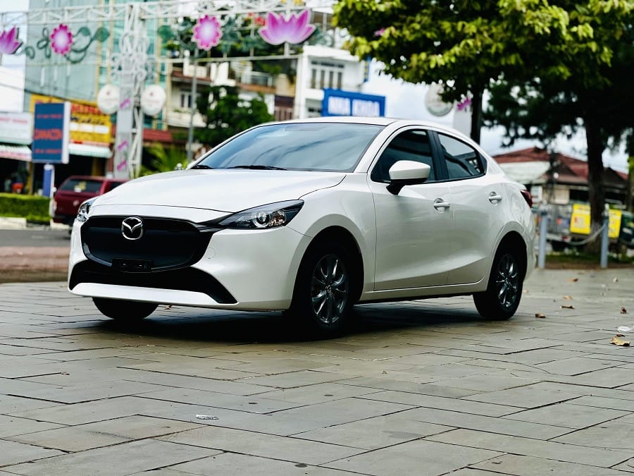 Mazda 2 tiết kiệm nhiên liệu với công nghệ SkyActiv