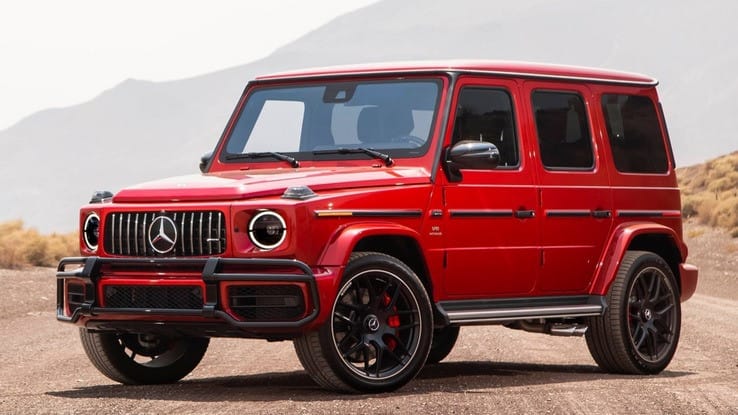 Mercedes-AMG G63 SUV mạnh mẽ trên đường phố
