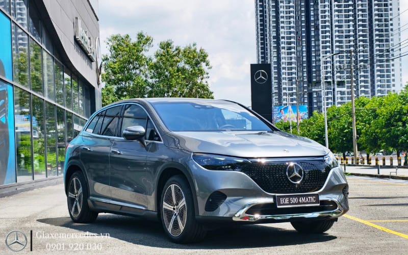 Mercedes EQE 500 (SUV) giá chỉ từ 3,559 tỷ đồng