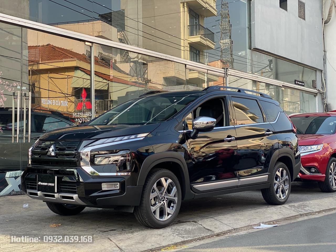 Mitsubishi Xpander Cross 2023 màu đen, tìm hiểu giá lăn bánh cuối cùng