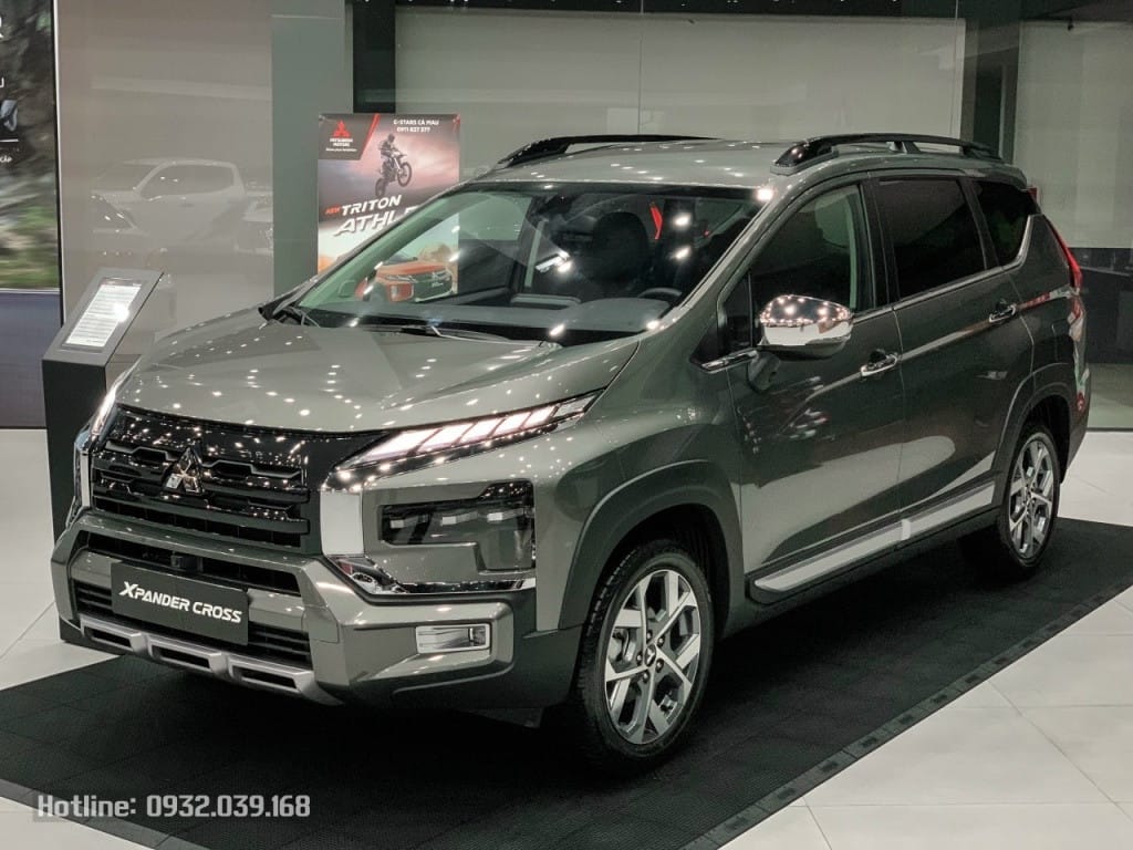 Mitsubishi Xpander Cross màu nâu xám với phong cách SUV mạnh mẽ, tìm hiểu giá xe Mitsubishi Xpander Cross