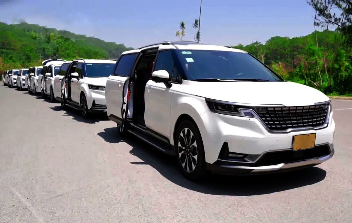 Một chiếc xe cho thuê ô tô tự lái tiện lợi tại Đà Nẵng