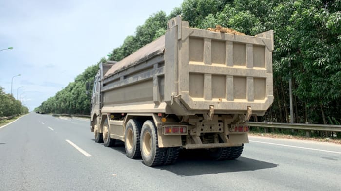 muc-phat-qua-tai-10-30-50-100-150 Mức phạt quá tải là gì