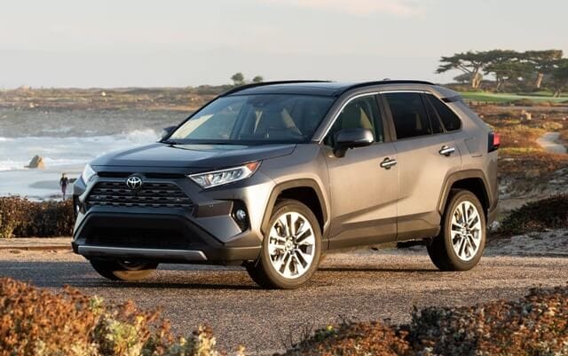 Ngoại thất mạnh mẽ của Toyota RAV4 2025