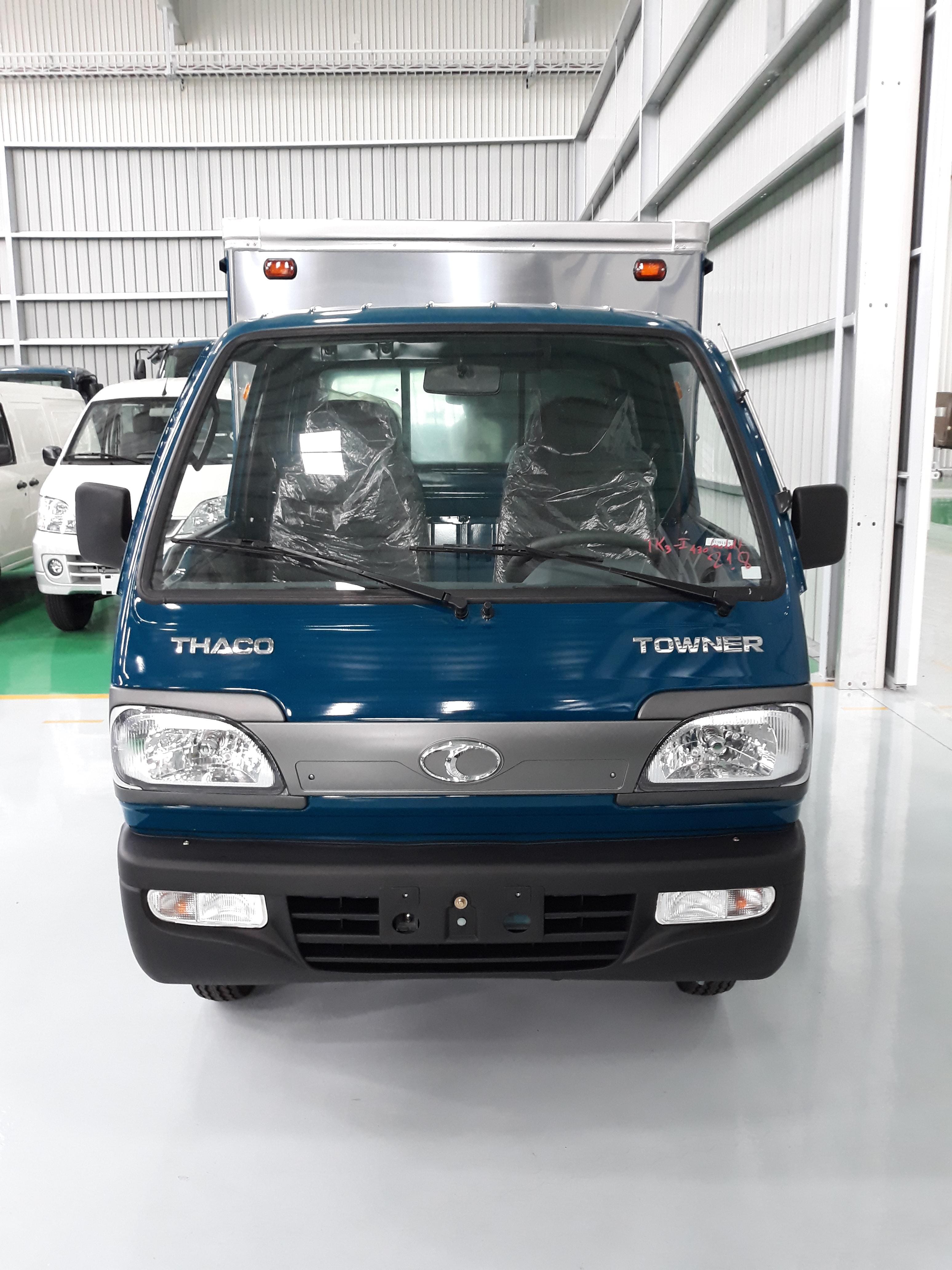 Ngoại thất phía trước của mô hình xe tải Thaco Towner 800 gọn gàng