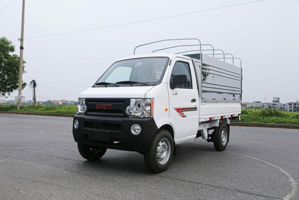 Ngoại thất xe tải SRM K990 màu trắng