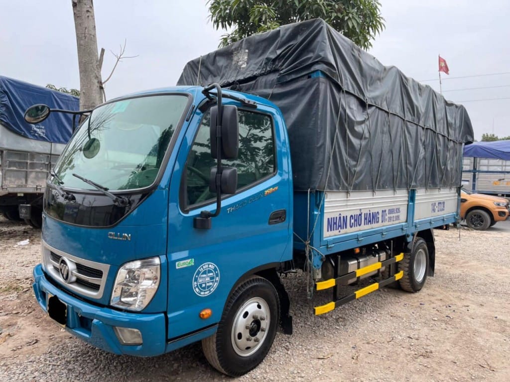 Ngoại thất xe tải Thaco Ollin 3 5 tấn cũ model 2019 thùng kín