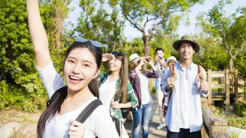 Người cung Nhân Mã làm hướng dẫn viên du lịch