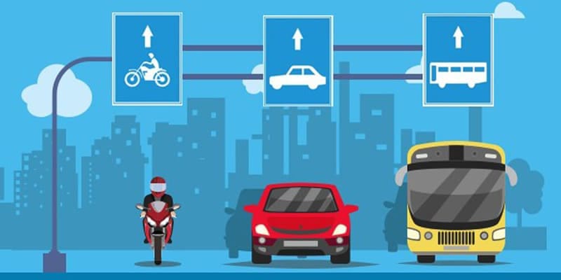 Người lái xe cần đi đúng làn đường để tránh gây tai nạn nguy hiểm