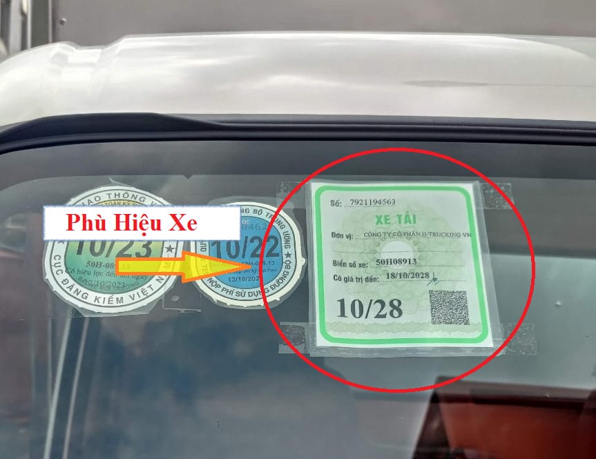 Nhận tem dán kính xe tải
