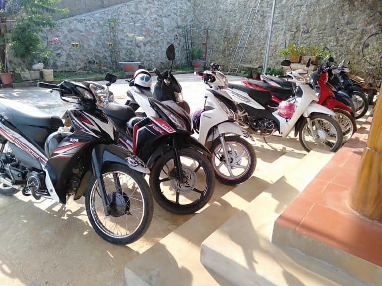 Những chiếc xe máy cho thuê chất lượng tại khách sạn Hoàng Gia