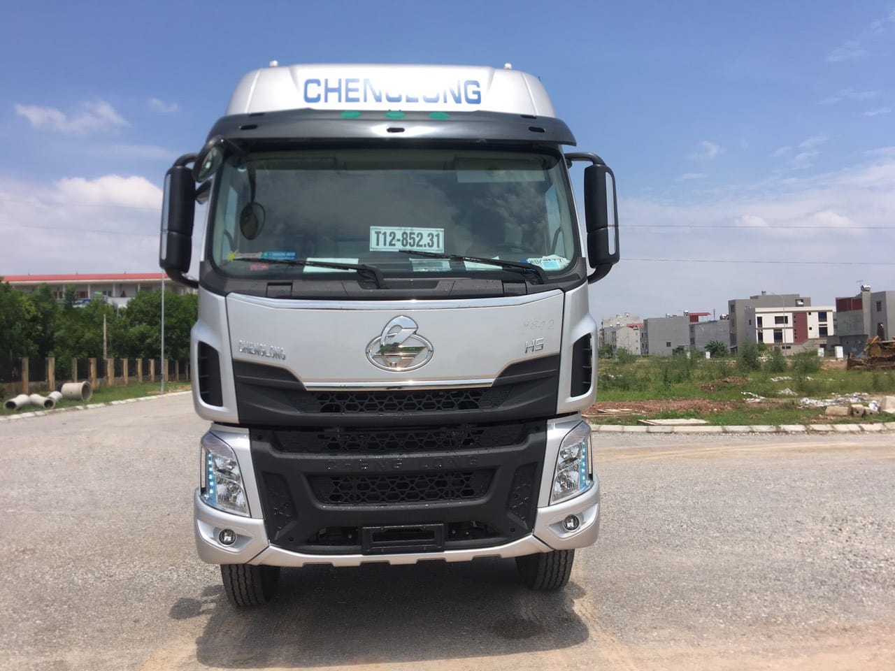 Nội thất cabin CHENGLONG H5 tiện nghi cho tài xế đường dài