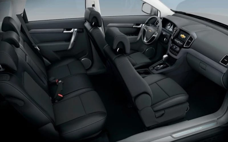 Nội thất Chevrolet Captiva mang lại không gian thoải mái cho các chuyến đi dài