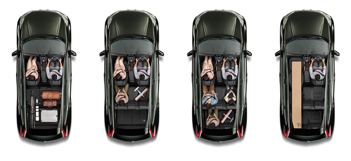 Nội thất Honda CRV 7 chỗ với hàng ghế thứ ba đang gập, tạo không gian linh hoạt cho gia đình