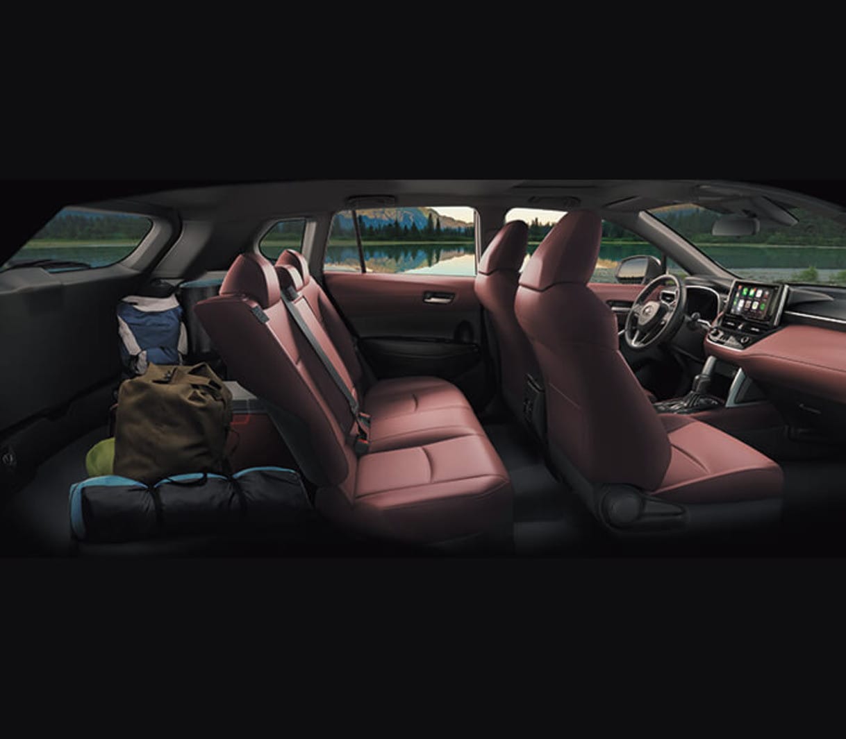 Nội thất phối màu độc đáo của Toyota Corolla Cross 1.8HV Hybrid