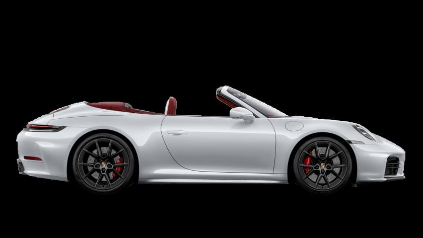 Nội thất Porsche 911 Carrera Cabriolet với ghế bọc da cao cấp
