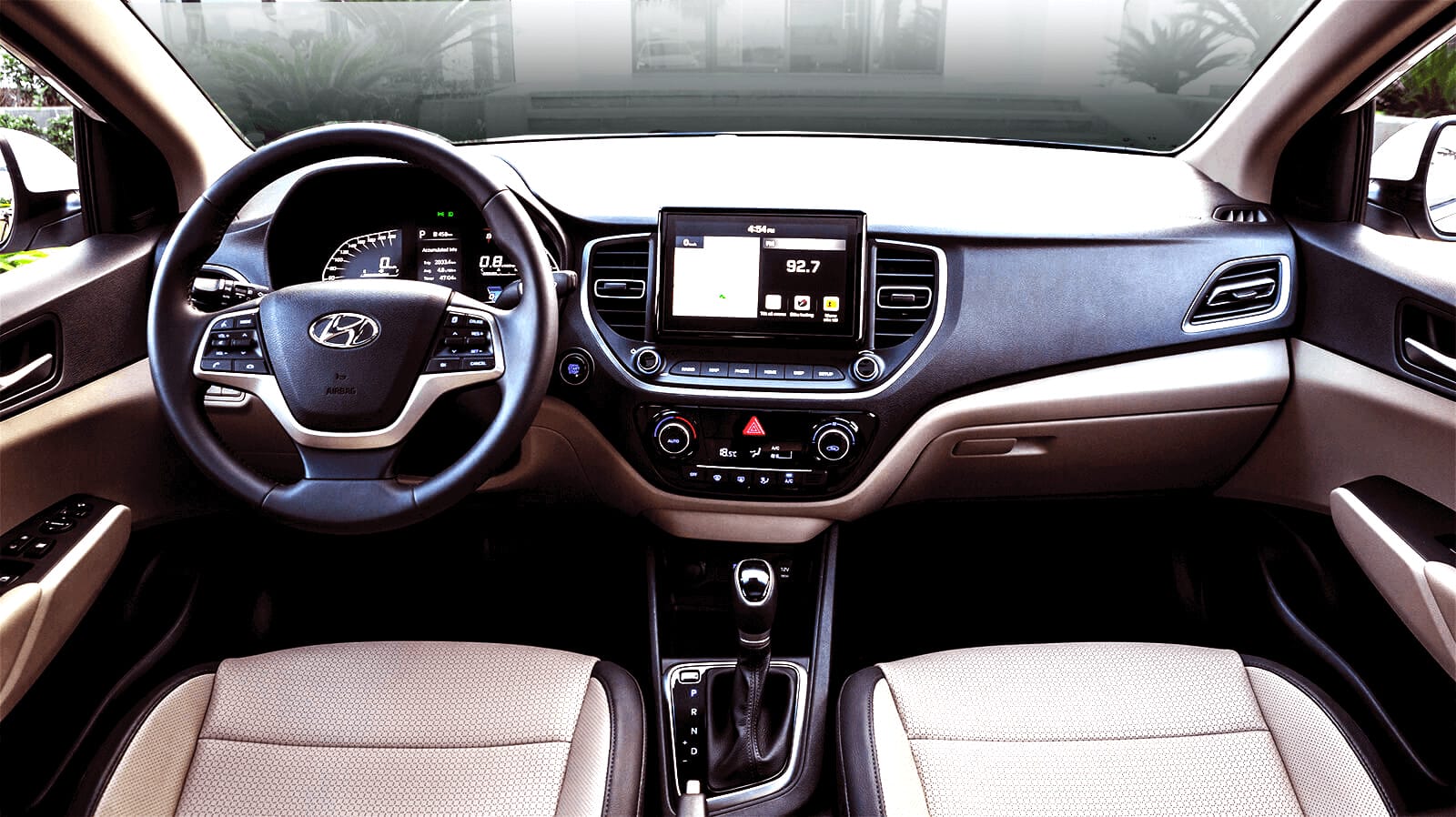 Nội thất rộng rãi và tiện nghi của Hyundai Accent 2021 bản đặc biệt