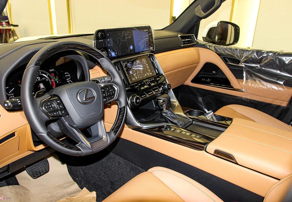 Nội thất sang trọng của Lexus LX 600 Urban 7 chỗ