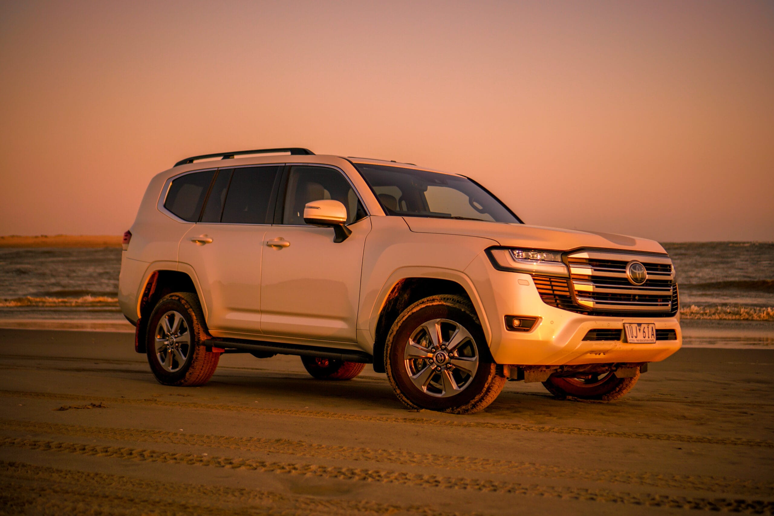 Nội thất sang trọng của Toyota Land Cruiser 2022